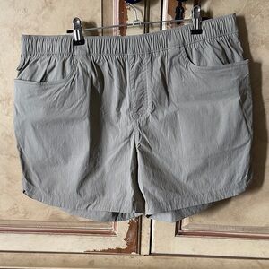 New Carhartt Women's Athletic Shorts in Khaki Size Large